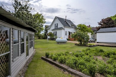 110 Wisconsin St, Camp Douglas, WI 54618 - photo 5