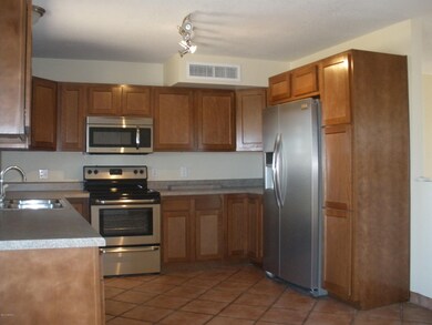 8561 Desert Aire (8)