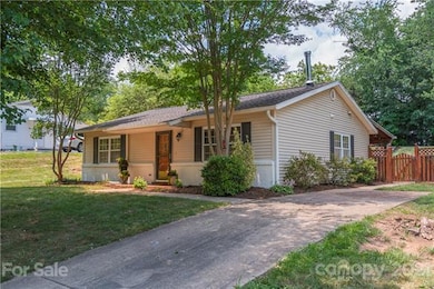 44 Tipperary Dr, Asheville, NC 28806 - photo 4