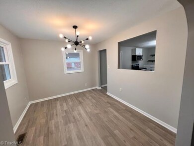 533 Warriner St, Reidsville, NC 27320 - photo 6