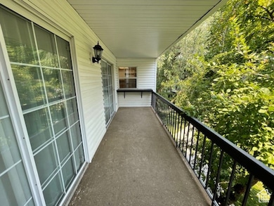 657 E 4065 S unit C, Salt Lake City, UT 84107 - photo 6