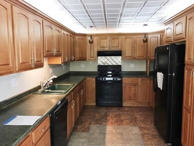 700 2nd St unit 105, Fall River, MA 02721 - photo 5