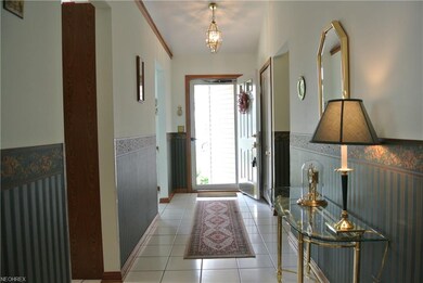 Freestanding 3 Bedroom, 2 Full Bath Ranch Cluster