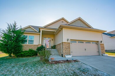 462 Berger Farm Dr, Mount Washington, KY 40047 - photo 2