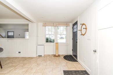 10 Maplewood Ave, Dover, NH 03820 - photo 5