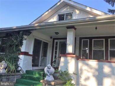 201 Lewis Ave, Lansdowne, PA 19050 - photo 2