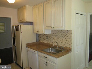 6207 Brightlea Dr, Lanham, MD 20706 - photo 4