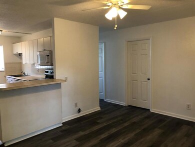 4205 N Flagler Dr unit 4, West Palm Beach, FL 33407 - photo 3