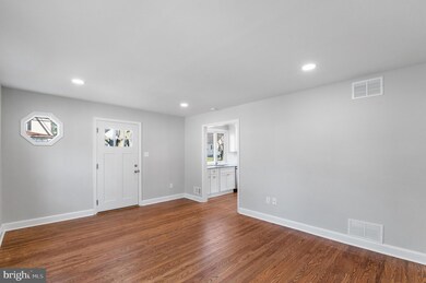 4920 Shepard St, Brookhaven, PA 19015 - photo 5