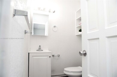 4109 N Ocean Dr unit 11, Lauderdale By the Sea, FL 33308 - photo 3