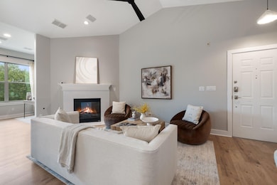 2216 Thornton Rd unit 431, Austin, TX 78704 - photo 2