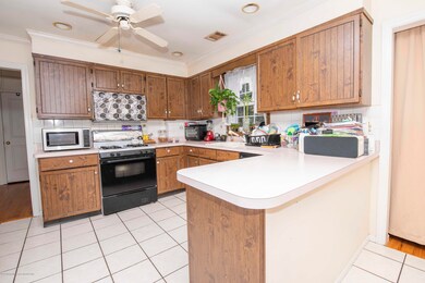 Willow- kitchen