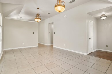 1067 Roundrock Dr, Saginaw, TX 76179 - photo 3