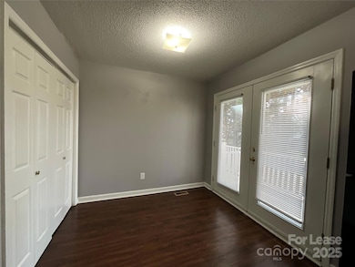 206 W 15th St unit 3, Newton, NC 28658 - photo 6