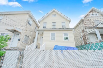 99 Union Ave, Staten Island, NY 10303 - photo 2