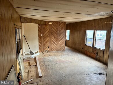 6672 Black Horse Pike unit 52, Egg Harbor Township, NJ 08234 - photo 5