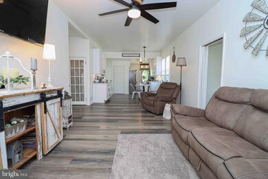 242 Asbury Rd, Pasadena, MD 21122 - photo 5