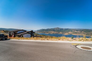 1_Exterior_high_3553847