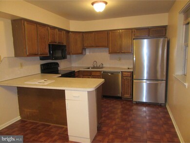 294 Lawndale Ave, King of Prussia, PA 19406 - photo 6