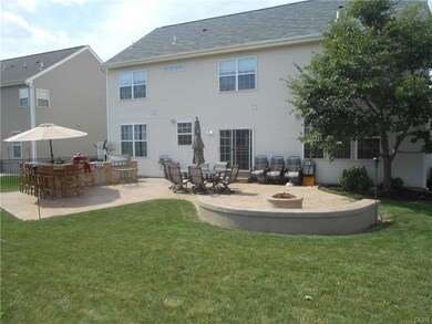 7506 Scenic View Dr, Macungie, PA 18062 - photo 3