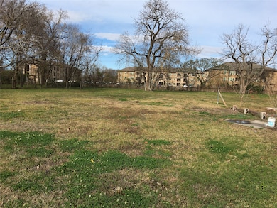 3913 King St, Houston, TX 77026 - photo 2