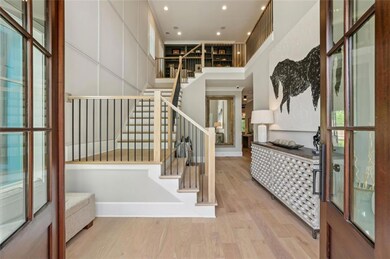 2591 Apple Valley Rd, Atlanta, GA 30319 - photo 2