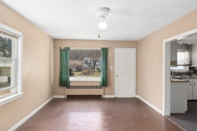 21 Garden St, Uxbridge, MA 01569 - photo 3