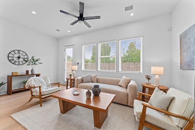 1008 Tuskegee Heights Ln, Houston, TX 77091 - photo 6