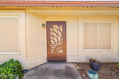 8-web-or-mls-8892 E Apache Well Pl - MLS