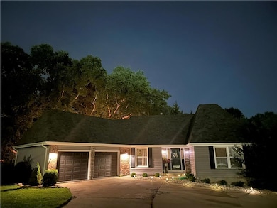 5200 Woodland Dr, Shawnee, KS 66218 - photo 4