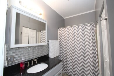 1020 N 10th St, Mattoon, IL 61938 - photo 7