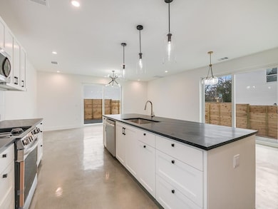 7006 Bennett Ave unit 1, Austin, TX 78752 - photo 3