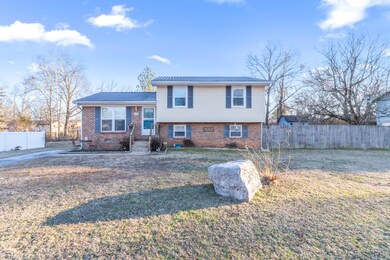 583 Pinewood Cir-33