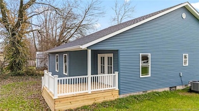 161 S 5th St, Austin, IN 47102 - photo 4