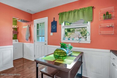 2617 Wendell Ave-11