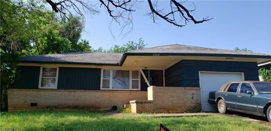 1540 NE 39th St, Oklahoma City, OK 73111 - photo 2