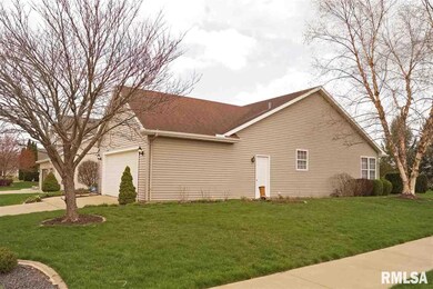 4510 W Jewelwood Ct, Peoria, IL 61615 - photo 3