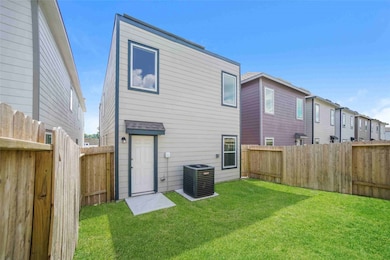 15234 Estrella W, Houston, TX 77073 - photo 3