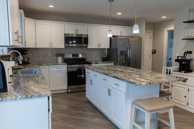 82 Davenport St, Springfield, MA 01119 - photo 6