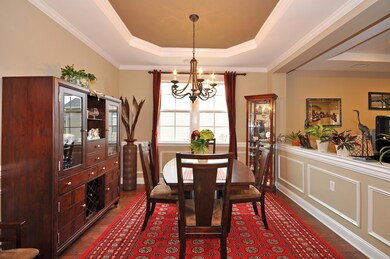 005_Dining Room