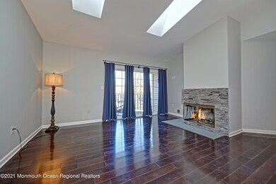 80 Players Cir, Tinton Falls, NJ 07724 - photo 7