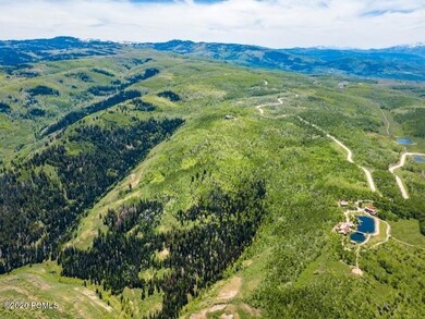 3_Aerial-View_640x480_3500057