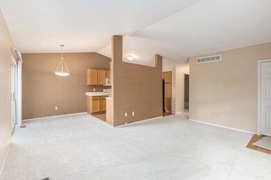 3032 Forest Creek Ct, Ann Arbor, MI 48108 - photo 7