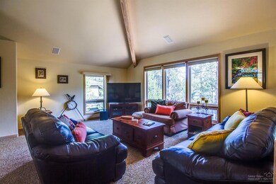 57741 Vine Maple Ln, Sunriver, OR 97707 - photo 2