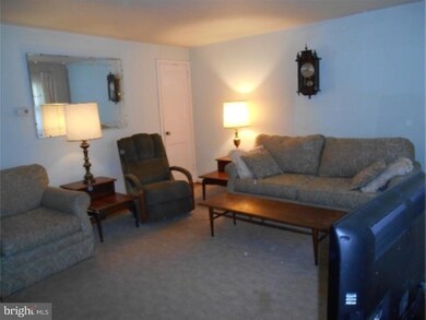 114 Ulmer Ave, Oreland, PA 19075 - photo 2