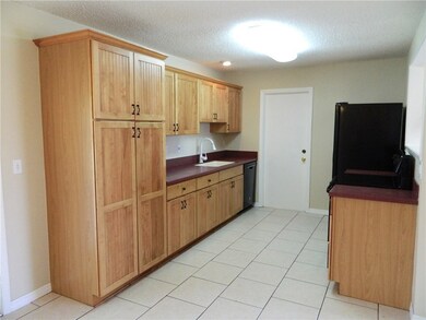 154 Crawford Dr, Sebastian, FL 32958 - photo 4