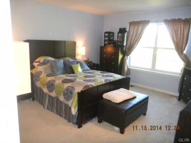 5571 Stonecroft Ln, Allentown, PA 18106 - photo 7