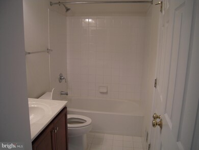 25140 Shultz Terrace unit 56C, Chantilly, VA 20152 - photo 6