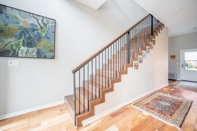 598 Lathrop St unit 6, Columbus, OH 43206 - photo 5