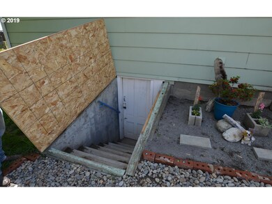 814 SE 8th St, Pendleton, OR 97801 - photo 7